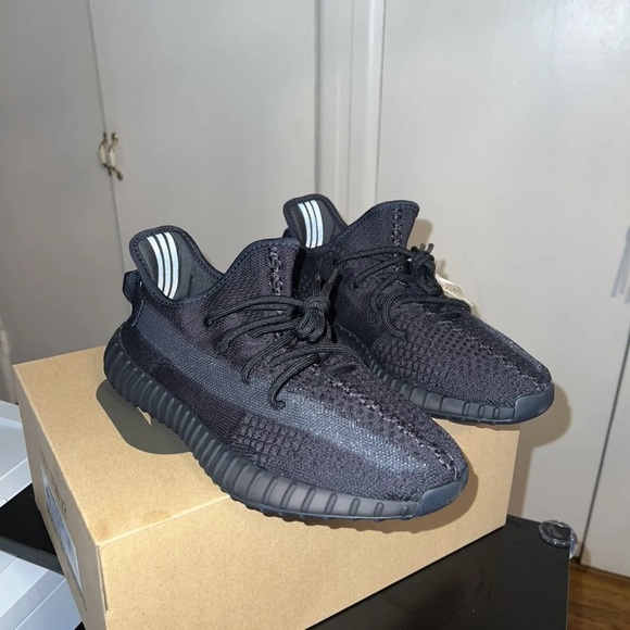 Adidas Yeezy Boost 350 V2 Mens Style : Hq4540
